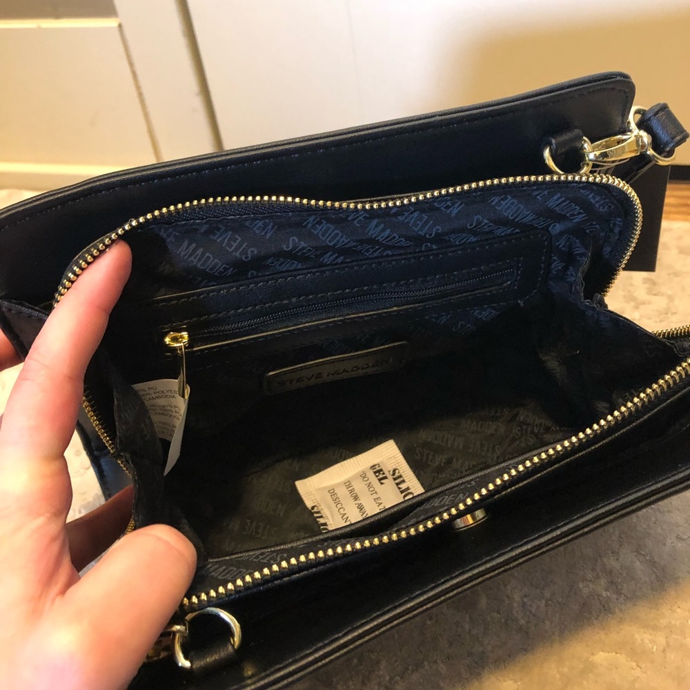 Steve Madden Purse - Picture 5 of 7